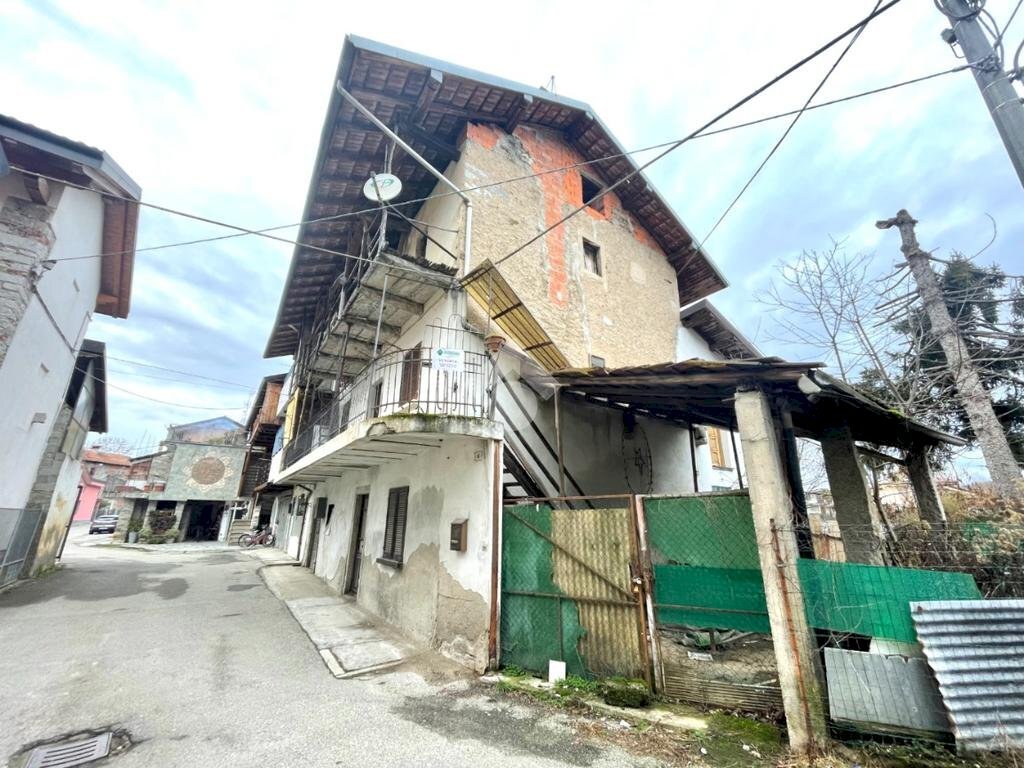 Casa semi indipendente Via E. Fermi, Borgomanero - foto 2