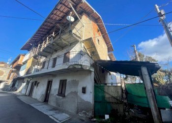 Casa semi indipendente Via E. Fermi, Borgomanero - foto 1