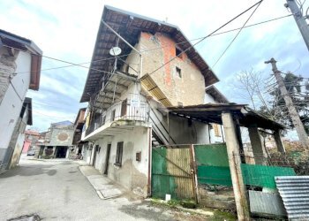 Casa semi indipendente Via E. Fermi, Borgomanero - foto 2