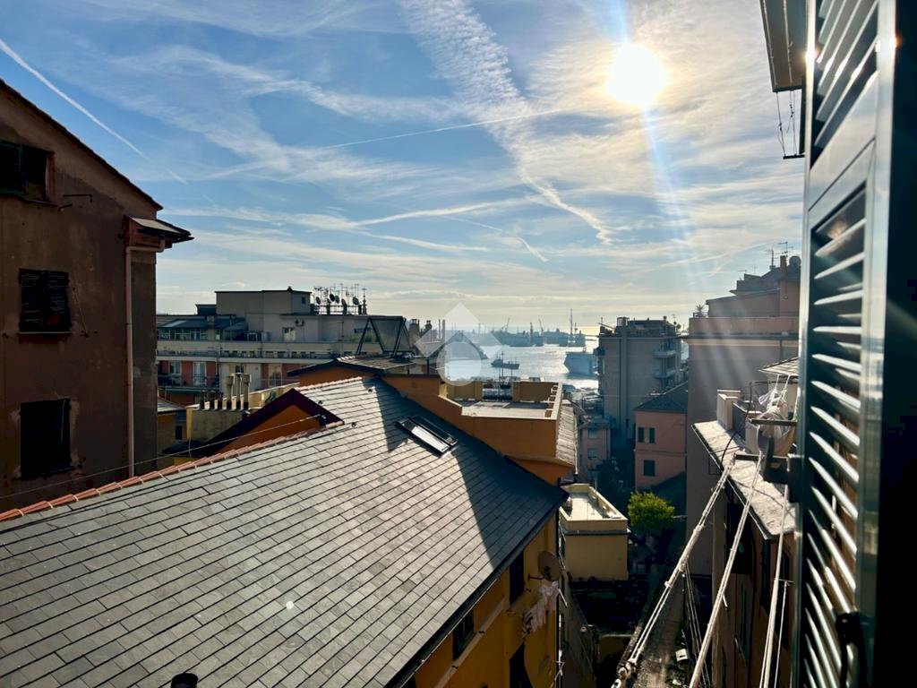 Four-room apartment Salita degli Angeli, Genova (neighborhood Dinegro) - photo 1