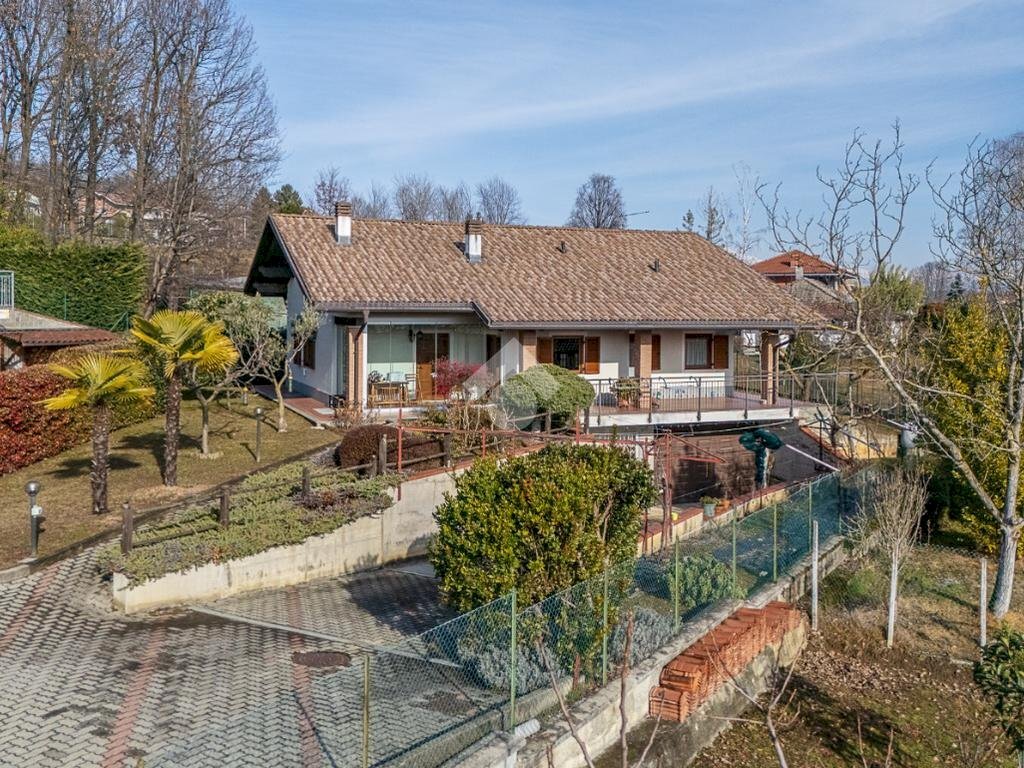 Villa Via Don Carlo Terando, La Cassa - foto 1