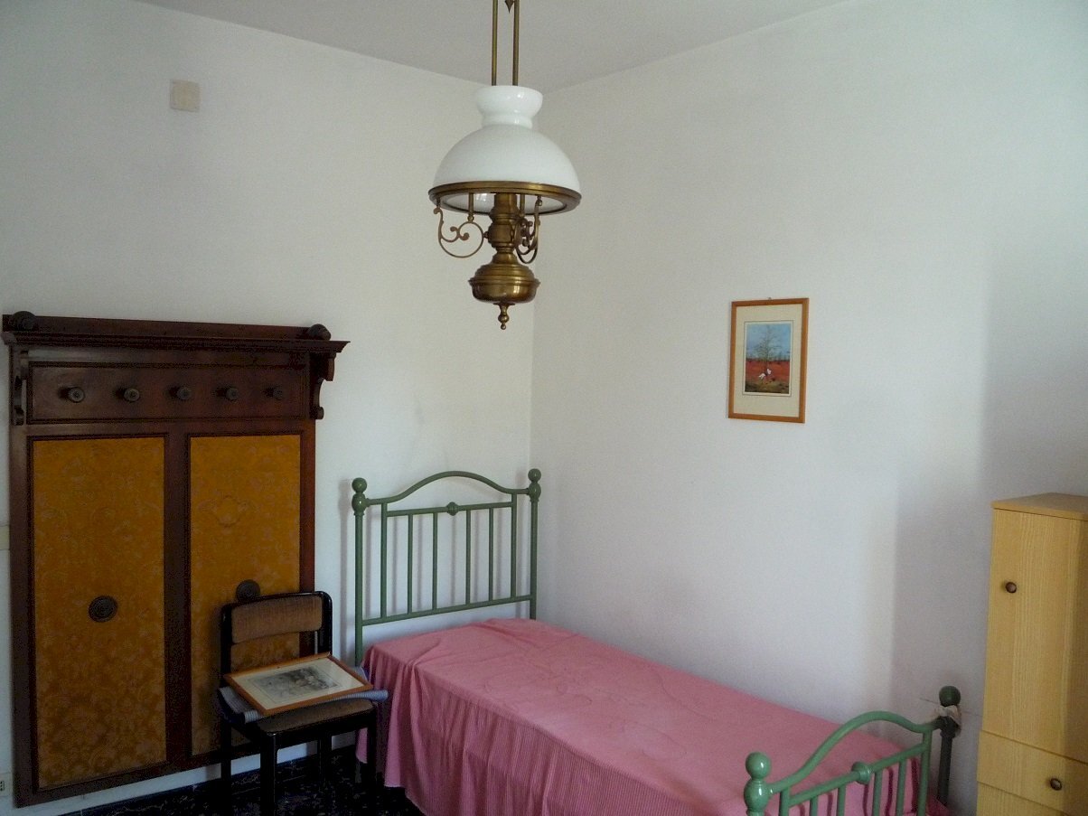 Two-room apartment Viale Trento Trieste, Modena (neighborhood Centro Storico) - photo 2