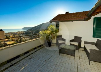 Foto 1 - Quadrilocale via adelasia
 
62, Alassio - foto 1