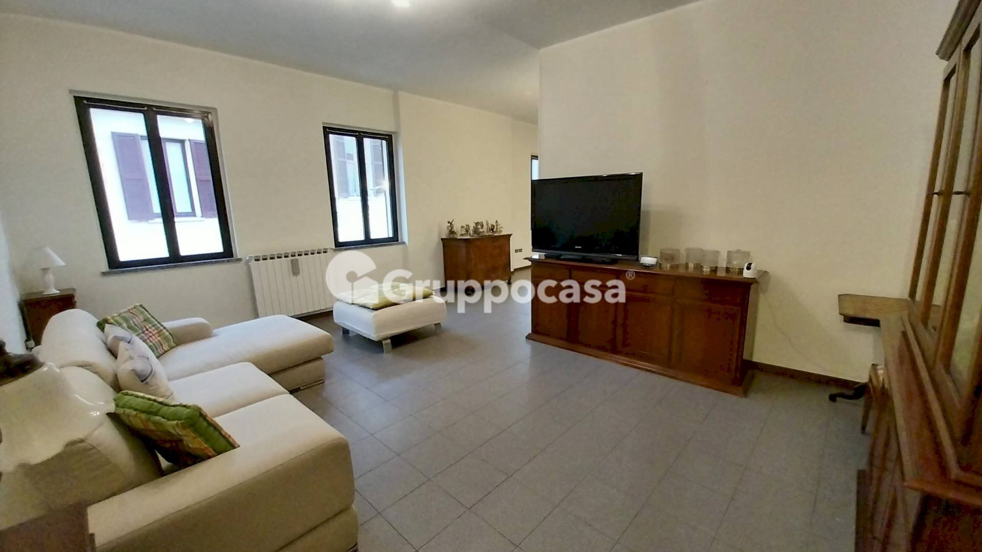 Foto 2 - Trilocale Via Santa Crescenzia
 
6, Magenta - foto 2