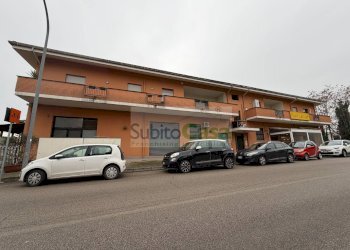 Foto 15 - Ufficio via mare adriatico
 
82, Spoltore - foto 15