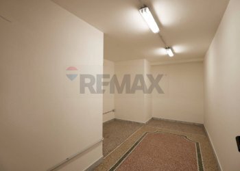 Stanza vuota - Box Via Marcello Celentano
 
9 - 9/A, Bari - foto 8