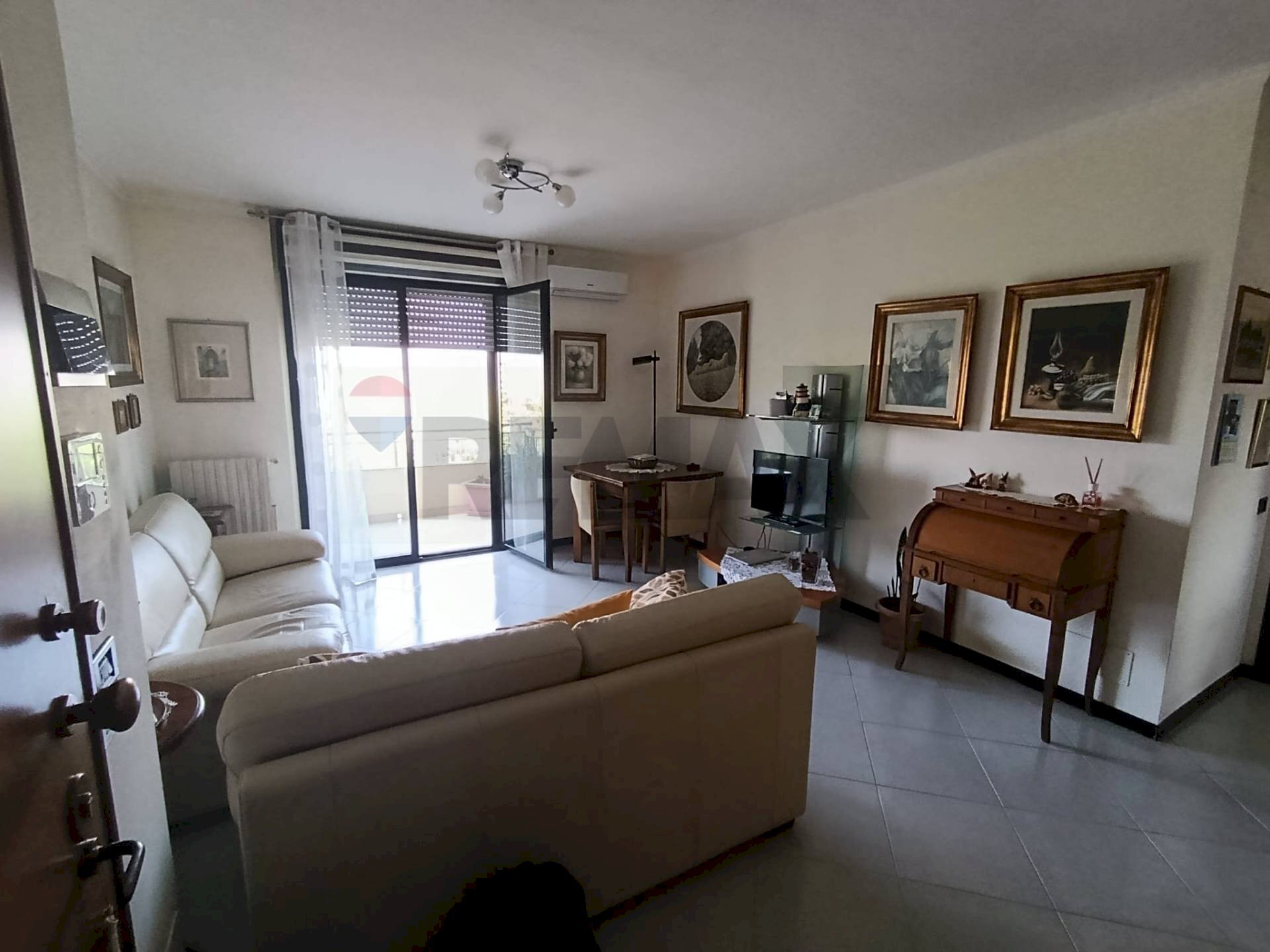 Soggiorno - Four-room apartment Via Rocco Di Cillo
16, Bari - photo 3