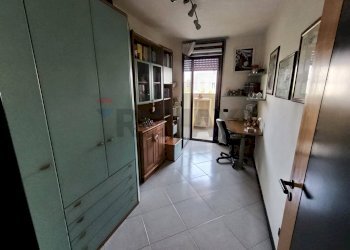 Hall / corridoio - Quadrilocale Via Rocco Di Cillo
 
16, Bari - foto 15