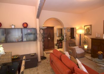 Soggiorno - Trilocale viale aguggiari
 
249, Varese - foto 8