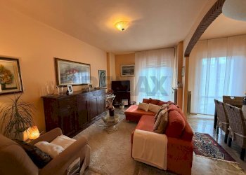 Soggiorno - Trilocale viale aguggiari
 
249, Varese - foto 20