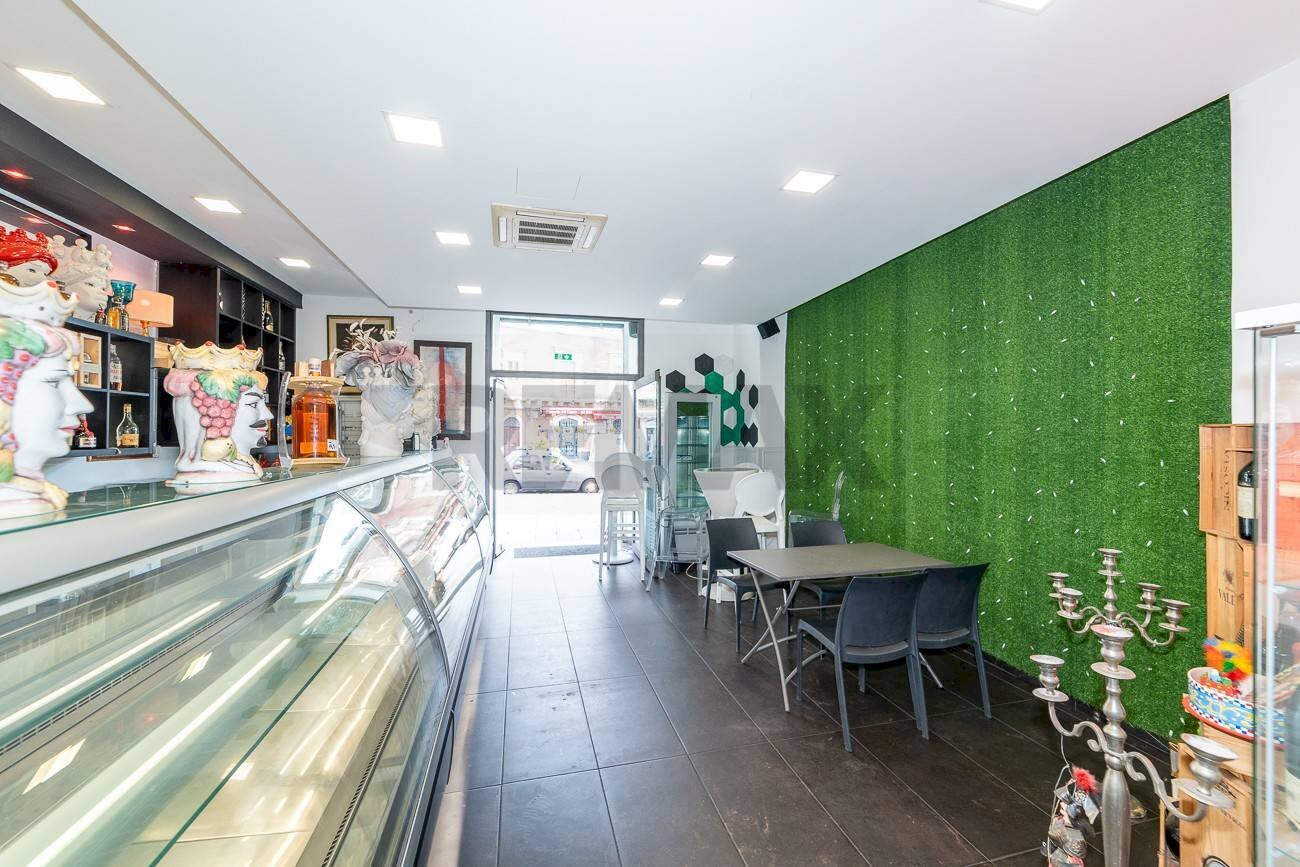 Cucina - Cafeteria - Cold Bar Corso Ara di Giove
 
70, Pedara - photo 1