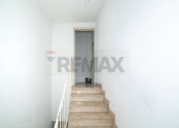 Scale - Cafeteria - Cold Bar Corso Ara di Giove
 
70, Pedara - photo 11