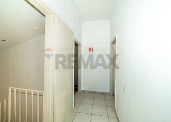 Hall / corridoio - Cafeteria - Cold Bar Corso Ara di Giove
 
70, Pedara - photo 12