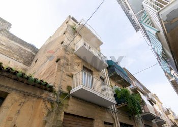 Edificio all\'aperto - Casa indipendente Via Luigi Cadorna
 
45/47, Niscemi - foto 11