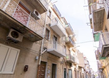 Edificio all\'aperto - Casa indipendente Via Luigi Cadorna
 
45/47, Niscemi - foto 32