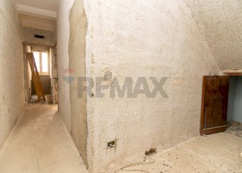 Hall / corridoio - Casa indipendente Via Luigi Cadorna
 
45/47, Niscemi - foto 49