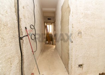 Hall / corridoio - Casa indipendente Via Luigi Cadorna
 
45/47, Niscemi - foto 50