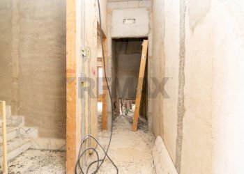 Hall / corridoio - Casa indipendente Via Luigi Cadorna
 
45/47, Niscemi - foto 69