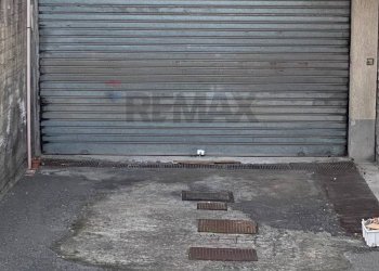 Parcheggio - Magazzino Via Marchese di Casalotto
 
54, Aci Sant'Antonio - foto 6