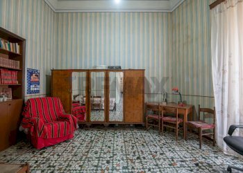 Soggiorno - Trilocale via Luigi sturzo
 
128, Caltagirone - foto 8