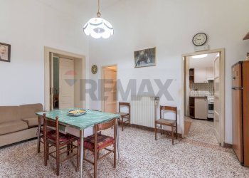 Sala da pranzo - Trilocale via Luigi sturzo
 
128, Caltagirone - foto 14