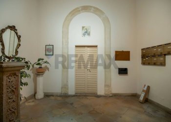 Ricezione / Lobby - Trilocale via Luigi sturzo
 
128, Caltagirone - foto 22
