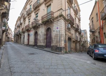 Edificio all\'aperto - Trilocale via Luigi sturzo
 
128, Caltagirone - foto 23