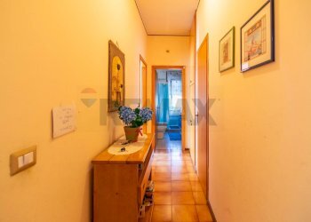 Hall / corridoio - Trilocale Via Tremestieri
 
15, Mascalucia - foto 7