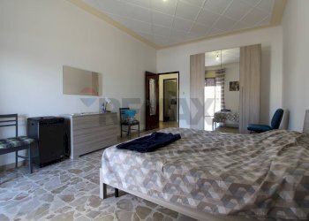 Camera / camera da letto - Quadrilocale Via Randazzo
 
5, Catania - foto 16