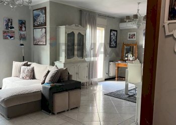 Soggiorno - Appartamento Viale dei Platani
 
105, Paterno - foto 23