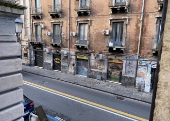 Edificio all\'aperto - Quadrilocale Via Buonaiuto
 
5, Catania - foto 19