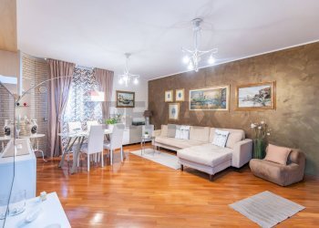 Sala da pranzo - Appartamento Via Mario Scelba
 
18, Caltagirone - foto 8