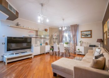 Sala da pranzo - Appartamento Via Mario Scelba
 
18, Caltagirone - foto 12