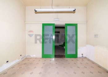 Stanza vuota - Negozio Via Fiume
 
28, Paterno - foto 13