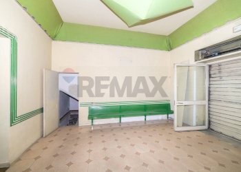 Stanza vuota - Negozio Via Fiume
 
28, Paterno - foto 15