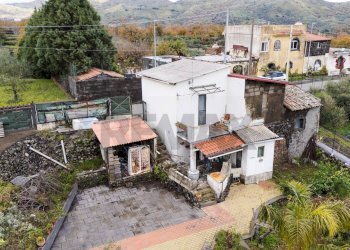 Casa all\'aperto - Casa semi indipendente Contrada Sciarelle
 
15, Piedimonte Etneo - foto 18