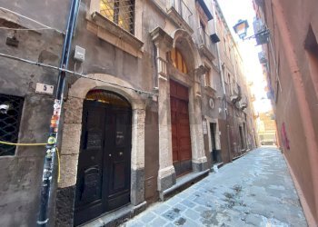 Edificio all\'aperto - Quadrilocale Via Buonaiuto
 
5, Catania - foto 1