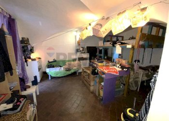 Camera / camera da letto - Quadrilocale Via Buonaiuto
 
5, Catania - foto 28