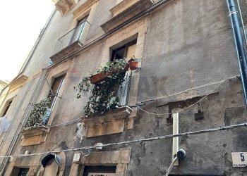 Edificio all\'aperto - Quadrilocale Via Buonaiuto
 
5, Catania - foto 38