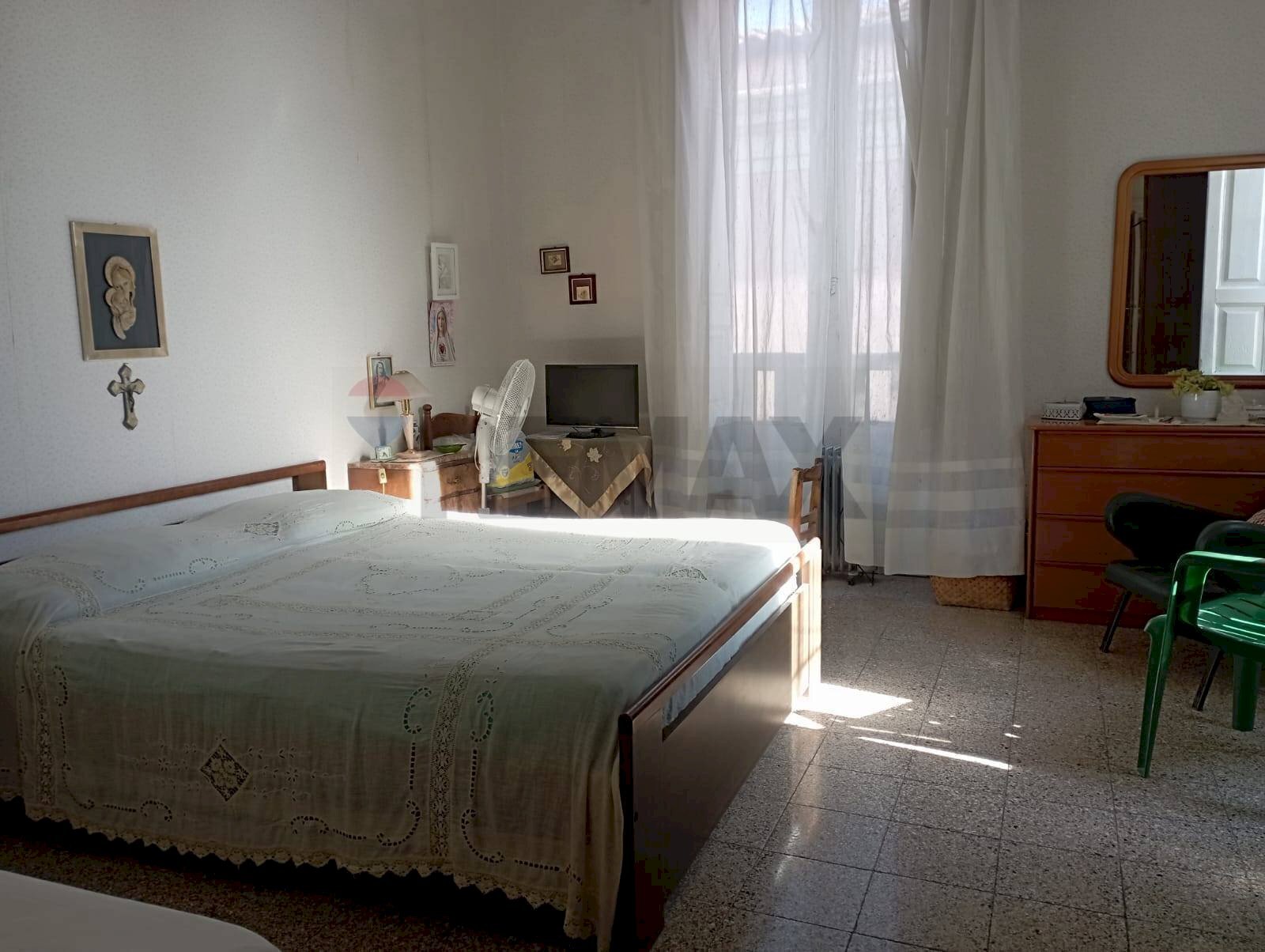 Camera / camera da letto - Three-room apartment Via Santa Margherita
 
6, Paterno - photo 2