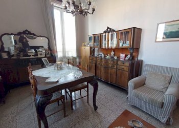 Sala da pranzo - Trilocale Via Santa Margherita
 
6, Paterno - foto 1