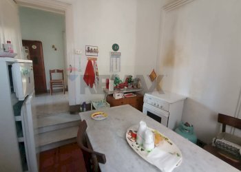 Camera / camera da letto - Trilocale Via Santa Margherita
 
6, Paterno - foto 7