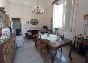 Sala da pranzo - Trilocale Via Santa Margherita
 
6, Paterno - foto 15