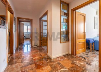 Hall / corridoio - Quadrilocale VIA PIRANESI
 
26, Milano - foto 11