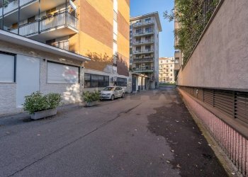 Edificio all\'aperto - Quadrilocale VIA PIRANESI
 
26, Milano - foto 34