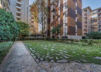 Edificio all\'aperto - Quadrilocale VIA PIRANESI
 
26, Milano - foto 37