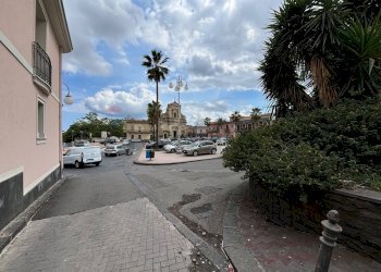 Edificio all\'aperto - Casa indipendente maria santissima della provvidenza
 
12, Giarre - foto 3