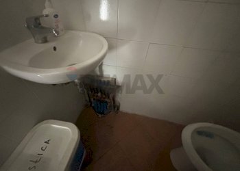Bagno - Casa indipendente maria santissima della provvidenza
 
12, Giarre - foto 12