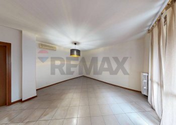 Stanza vuota - Trilocale via Roggia Arzona
 
1, Cernusco sul Naviglio - foto 25