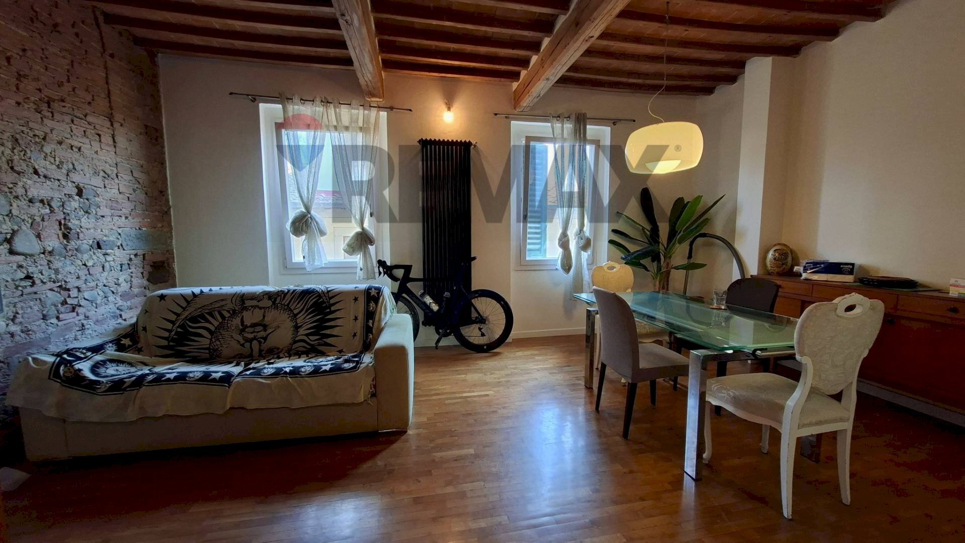 Sala da pranzo - Quadrilocale via Alberti
 
84, San Giovanni Valdarno - foto 2